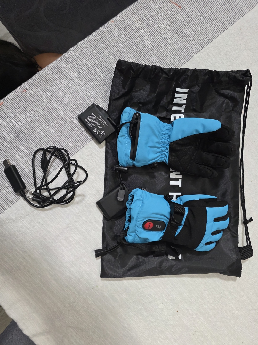 Heated Blue Winter Gloves with Rechargeable Battery Pack